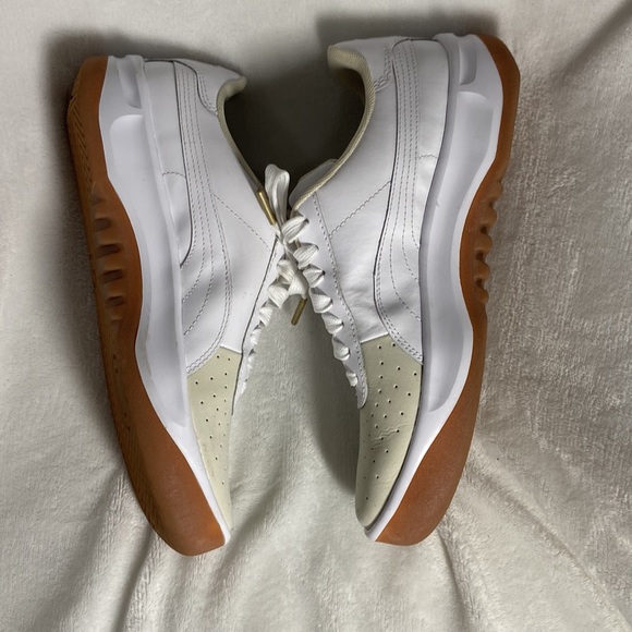 Tennis Shoes - Picture 4 of 5